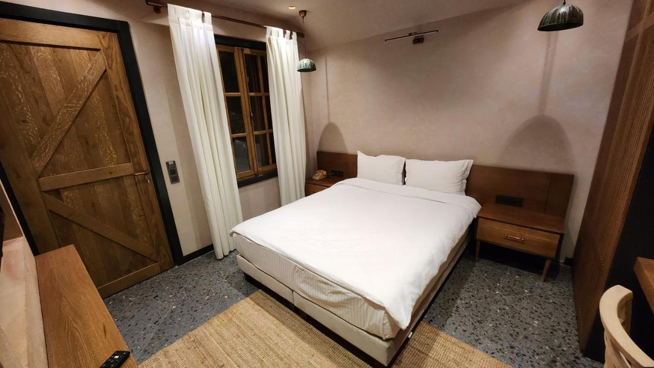 Barry Hotel Измир Екстериор снимка