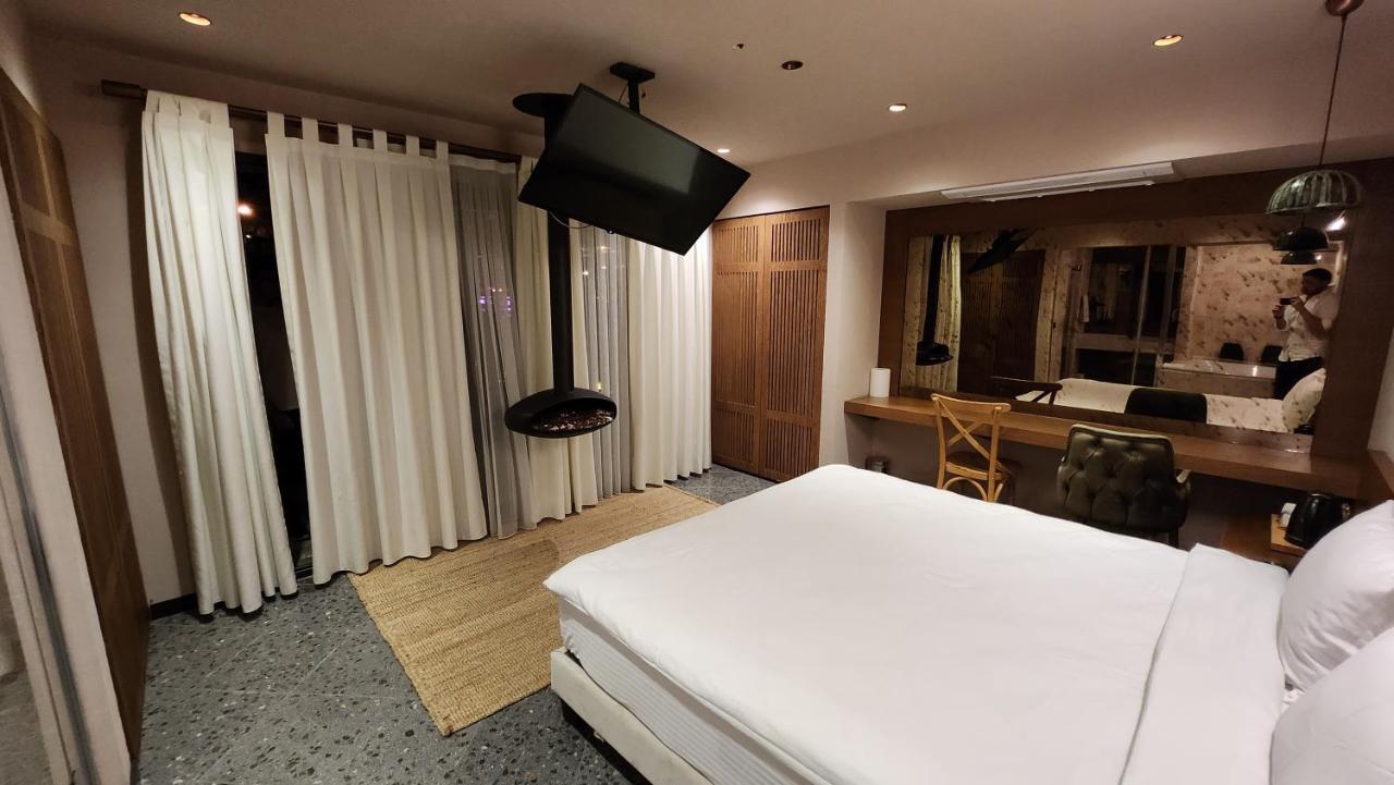 Barry Hotel Измир Екстериор снимка